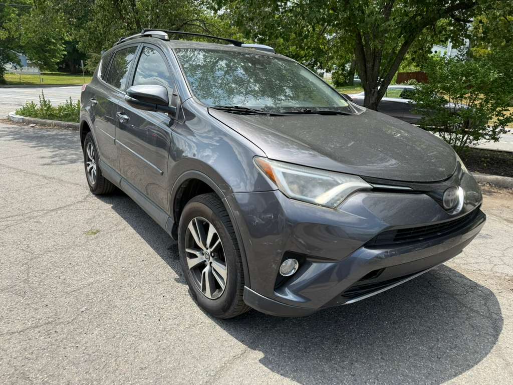 2017 Toyota RAV4 XLE